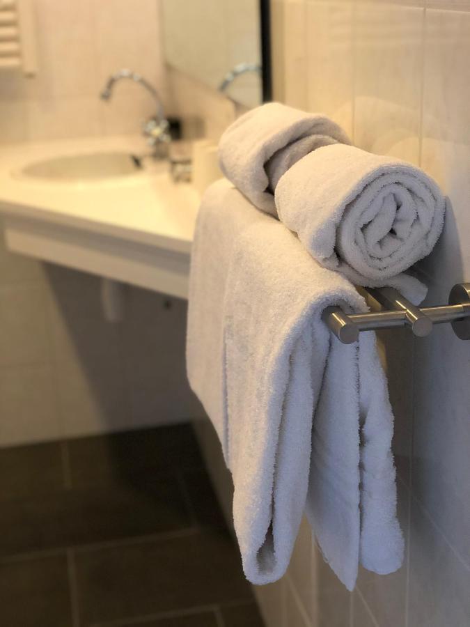 Strandlogement Om De Noord Schiermonnikoog Exteriör bild