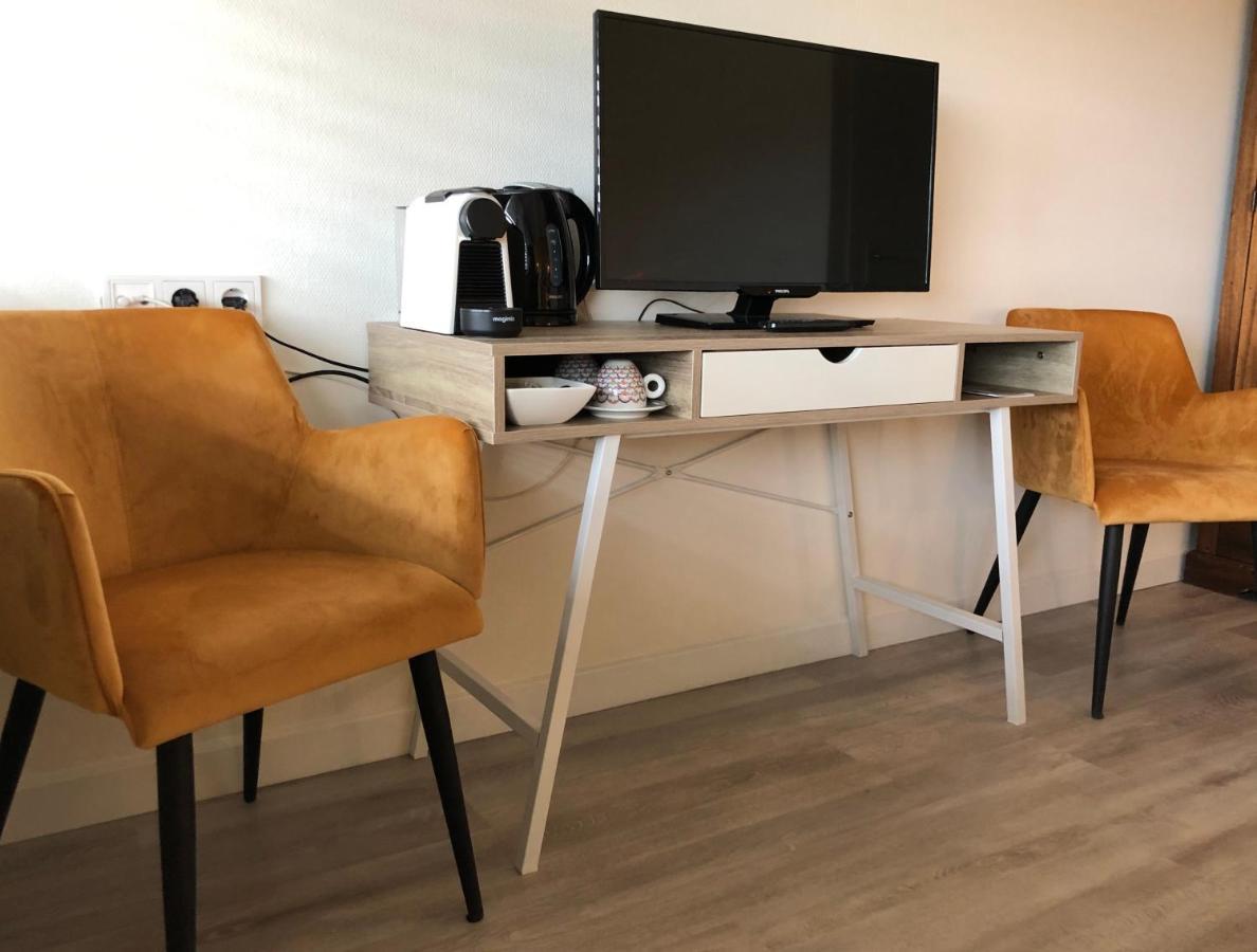 Strandlogement Om De Noord Schiermonnikoog Exteriör bild